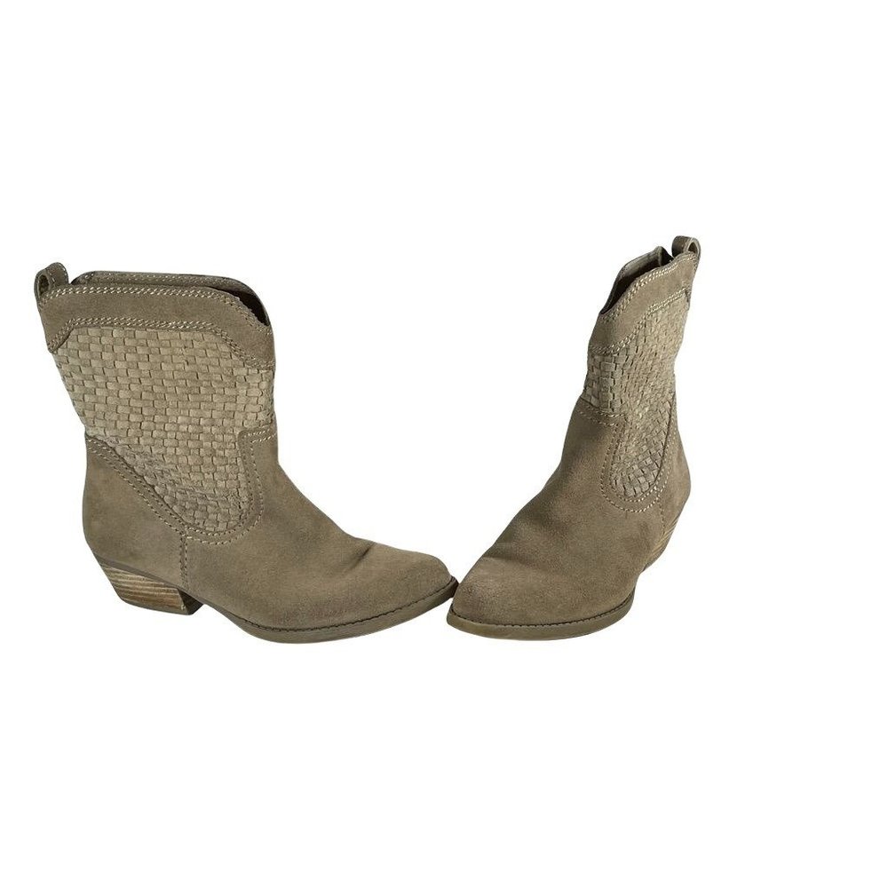 ⭐️⭐️Women's  Nine West "Vintage America Collection" size 6.   ⭐️⭐️